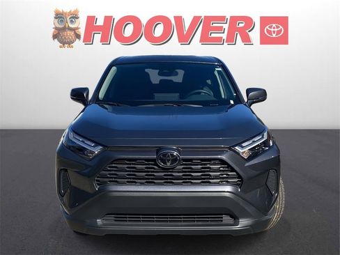 Used 2025 Toyota RAV4 LE image 7