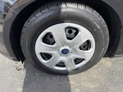 Used 2017 Ford Focus S image 9