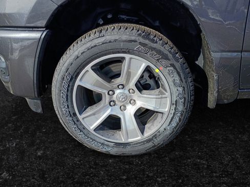 New 2026 RAM 1500 Express image 15