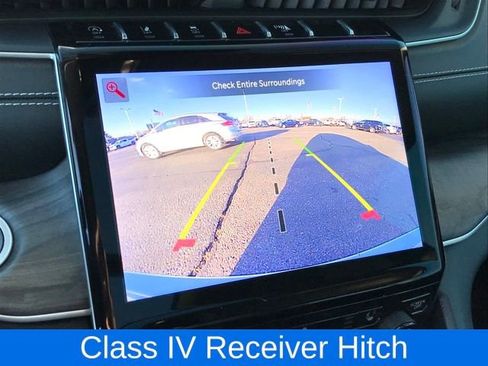 Used 2024 Jeep Grand Cherokee Limited w/ Black Appearance Package image 12