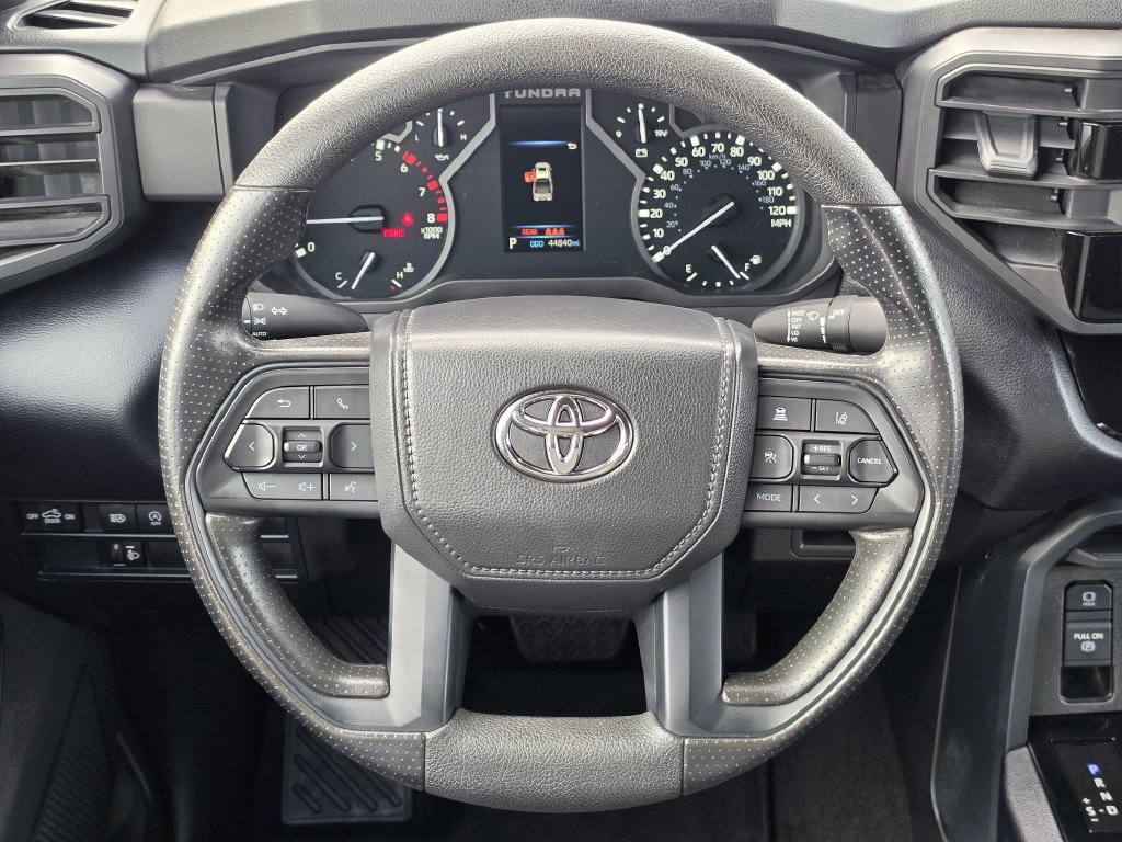Used 2025 Toyota Tundra SR AWD/4WD image 14