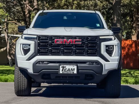 Used 2025 GMC Canyon Elevation w/ Convenience Package AWD/4WD image 10