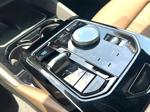 New 2026 BMW i5 eDrive40 RWD image 25