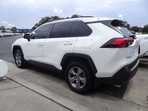 Used 2024 Toyota RAV4 XLE w/ Convenience Package AWD/4WD image 8