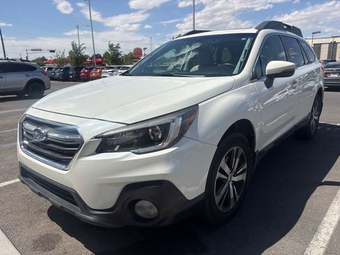 Used 2018 Subaru Outback 3.6R Limited AWD/4WD image 1