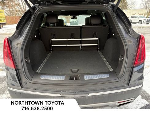 Used 2020 Cadillac XT5 Premium Luxury image 8