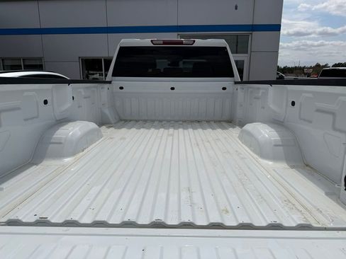 Used 2024 Chevrolet Silverado 3500 LT w/ Convenience Package AWD/4WD image 4
