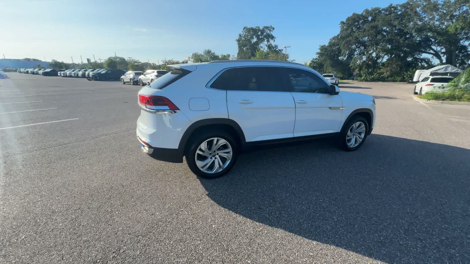Used 2021 Volkswagen Atlas Cross Sport SEL FWD image 8