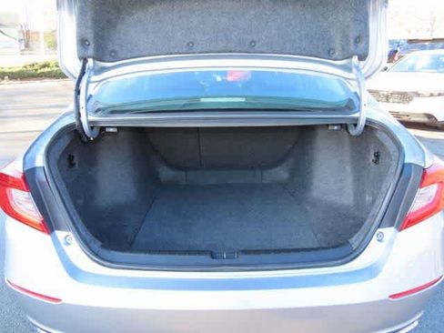 Used 2020 Honda Accord image 12