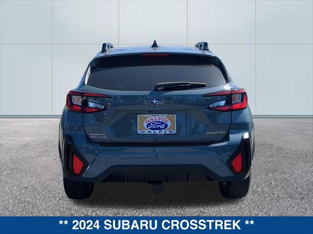 Used 2024 Subaru Crosstrek 2.0i Premium AWD/4WD image 4