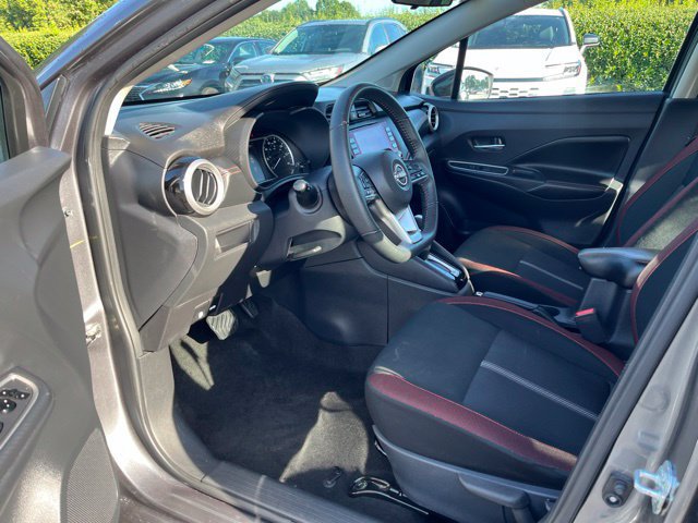 Used 2024 Nissan Versa SR FWD image 14