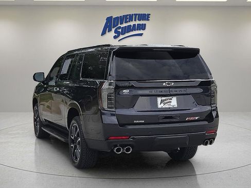 Used 2025 Chevrolet Suburban RST w/ Comfort Package AWD/4WD image 5