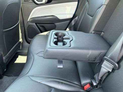 Used 2025 Jeep Compass Limited w/ Sun & Sound Group AWD/4WD image 21
