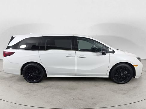 Used 2025 Honda Odyssey Sport-L image 6