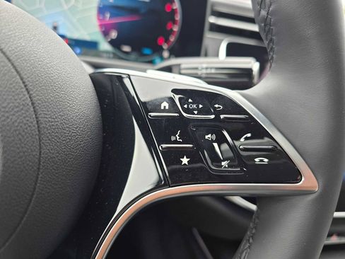 Used 2025 Mercedes-Benz E 450 4MATIC All-Terrain Wagon image 34