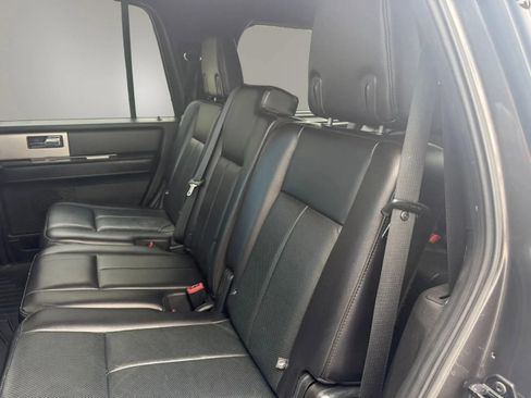 Used 2017 Ford Expedition Limited w/ Equipment Group 301A AWD/4WD image 38