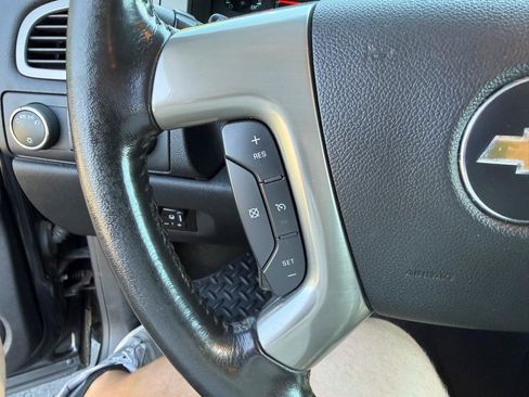 Used 2013 Chevrolet Silverado 2500 LTZ w/ Z71 Appearance Package AWD/4WD image 27