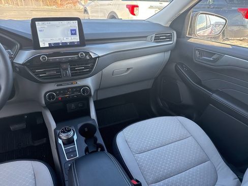 Used 2025 Ford Escape Active w/ Cold Weather Package image 13