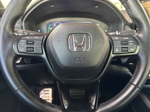 Used 2024 Honda Accord Sport image 17