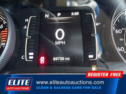 Used 2017 Jeep Cherokee Latitude image 30