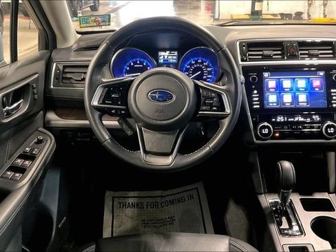 Used 2018 Subaru Outback 2.5i Limited AWD/4WD image 5