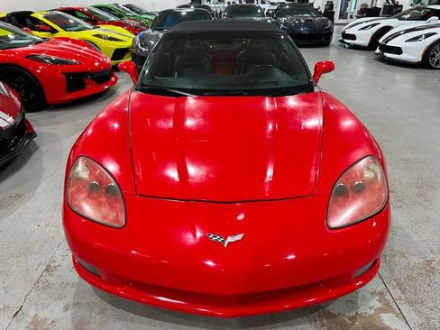 Used 2013 Chevrolet Corvette Convertible w/ 2LT Preferred Equipment Group RWD image 20