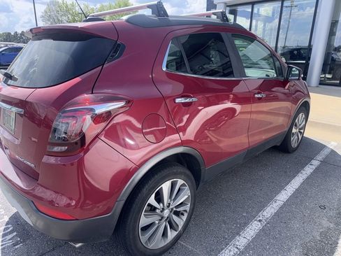 Used 2019 Buick Encore Preferred image 3