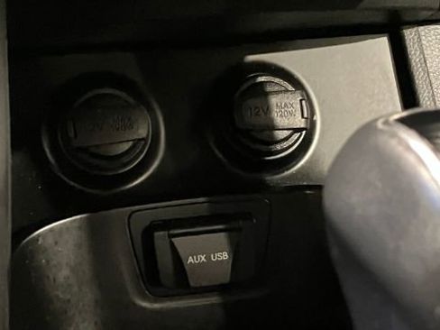 Used 2013 Hyundai Santa Fe Limited w/ Technology Pkg image 36