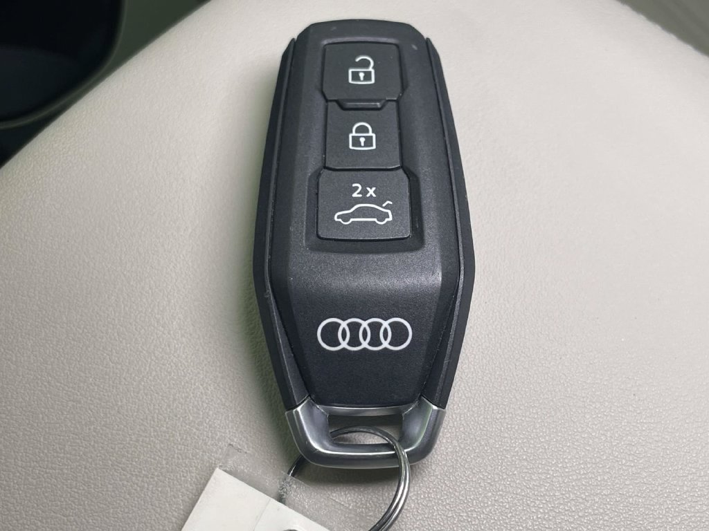Certified 2025 Audi Q5 Premium w/ Convenience Package AWD/4WD image 42