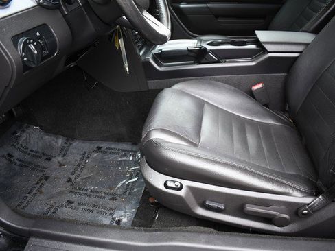 Used 2005 Ford Mustang GT Premium image 15