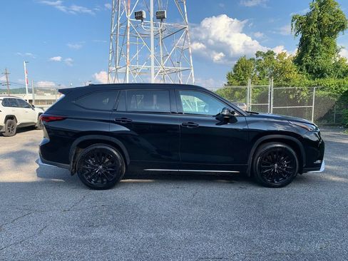 Used 2026 Toyota Highlander XSE AWD/4WD image 5