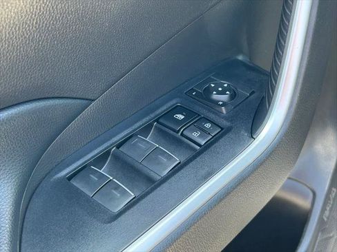 Certified 2022 Toyota RAV4 XLE w/ Convenience Package AWD/4WD image 23