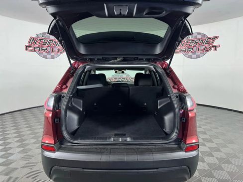 Used 2019 Jeep Cherokee Latitude w/ Popular Appearance Group image 26