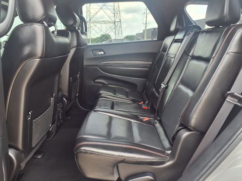 Used 2023 Dodge Durango GT RWD image 13