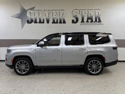 Used 2022 Jeep Grand Wagoneer Series II w/ Premium Group II image 1