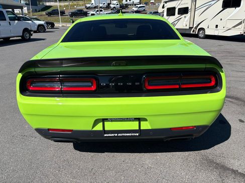 Used 2023 Dodge Challenger SRT Hellcat RWD image 4