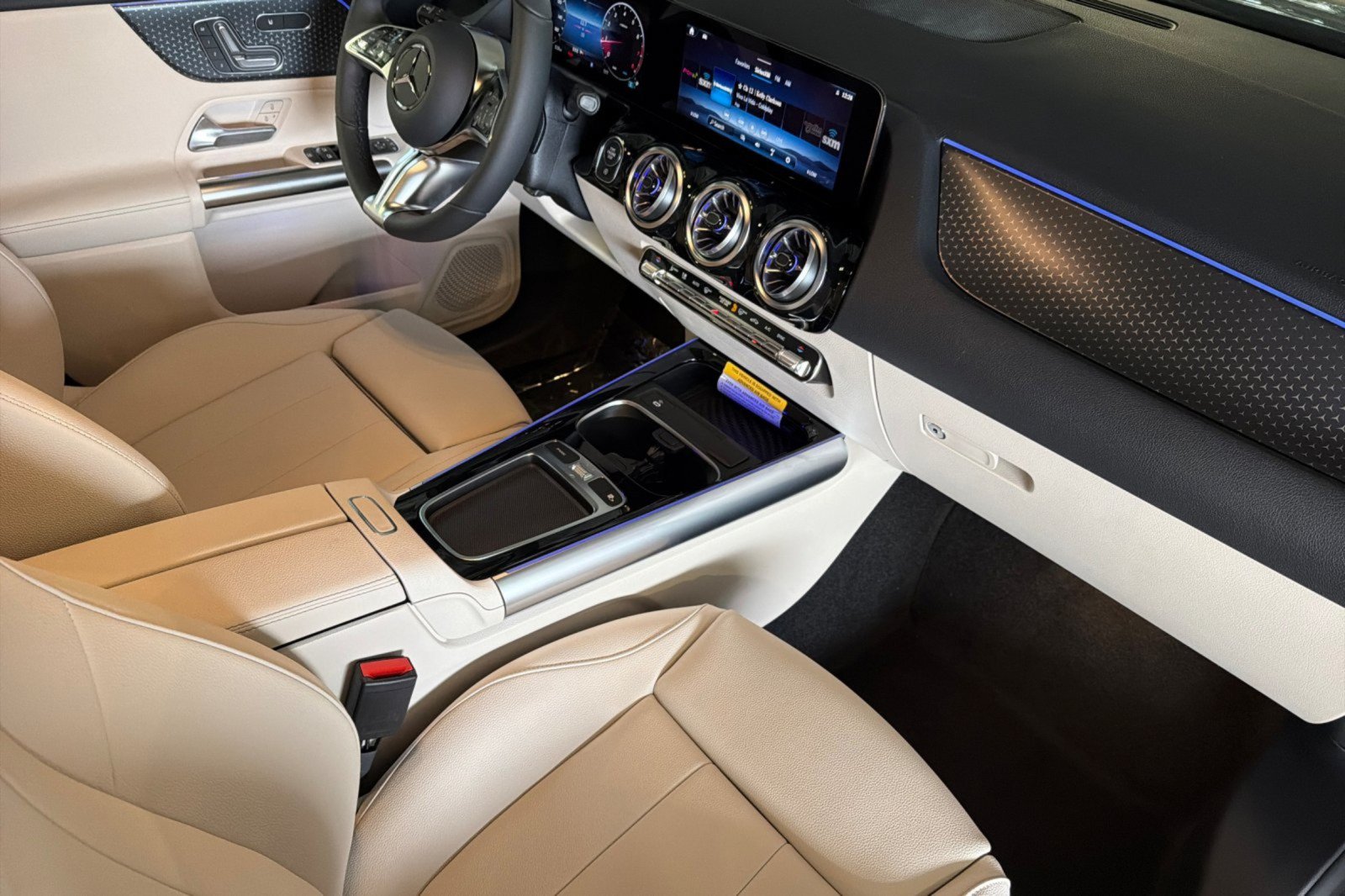 New 2026 Mercedes-Benz GLA 250 image 14