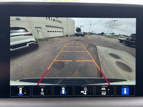 Used 2022 GMC Yukon SLT w/ SLT Premium Package RWD image 28
