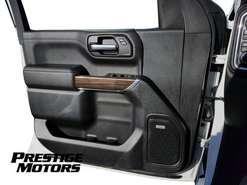 Used 2020 Chevrolet Silverado 1500 RST w/ True North Edition AWD/4WD image 13