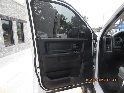 Used 2016 RAM 5500 Tradesman AWD/4WD image 13