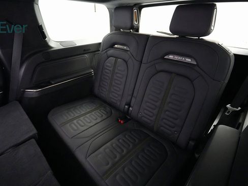 Used 2023 Rivian R1S Adventure image 23