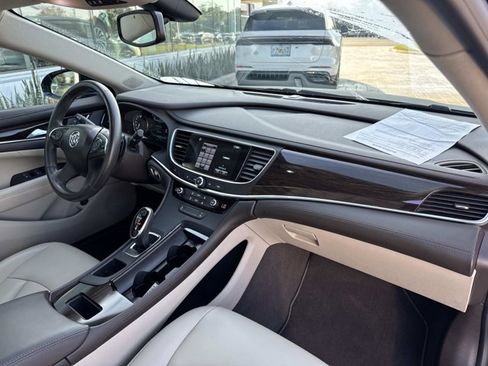 Used 2017 Buick LaCrosse Preferred image 21