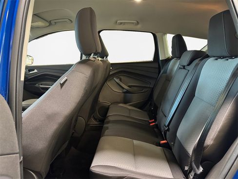 Used 2018 Ford Escape SE image 24