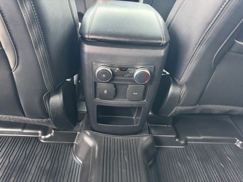 Certified 2021 Ford Explorer XLT w/ Equipment Group 202A image 24