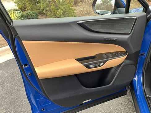 Used 2024 Lexus NX 350h AWD w/ Vision Package image 17