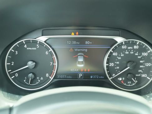 Used 2025 Nissan Altima 2.5 SV FWD image 30