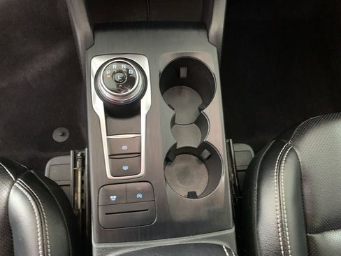 Used 2022 Ford Escape SEL image 24