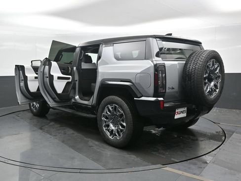 Used 2025 GMC Hummer EV 3X AWD/4WD image 47