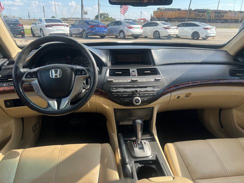 Used 2012 Honda Crosstour EX-L image 19