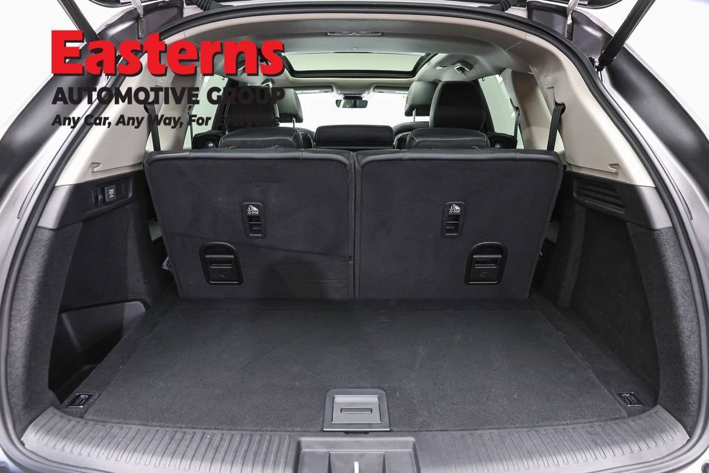 Used 2023 Acura MDX w/ Technology Package AWD/4WD image 9